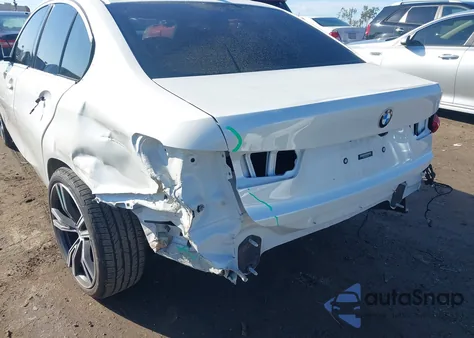 2021 BMW 330I z USA, uszkodzony, nr VIN 3MW5R1J03M8C06793